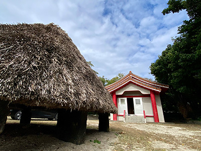 島尻の神アサギ